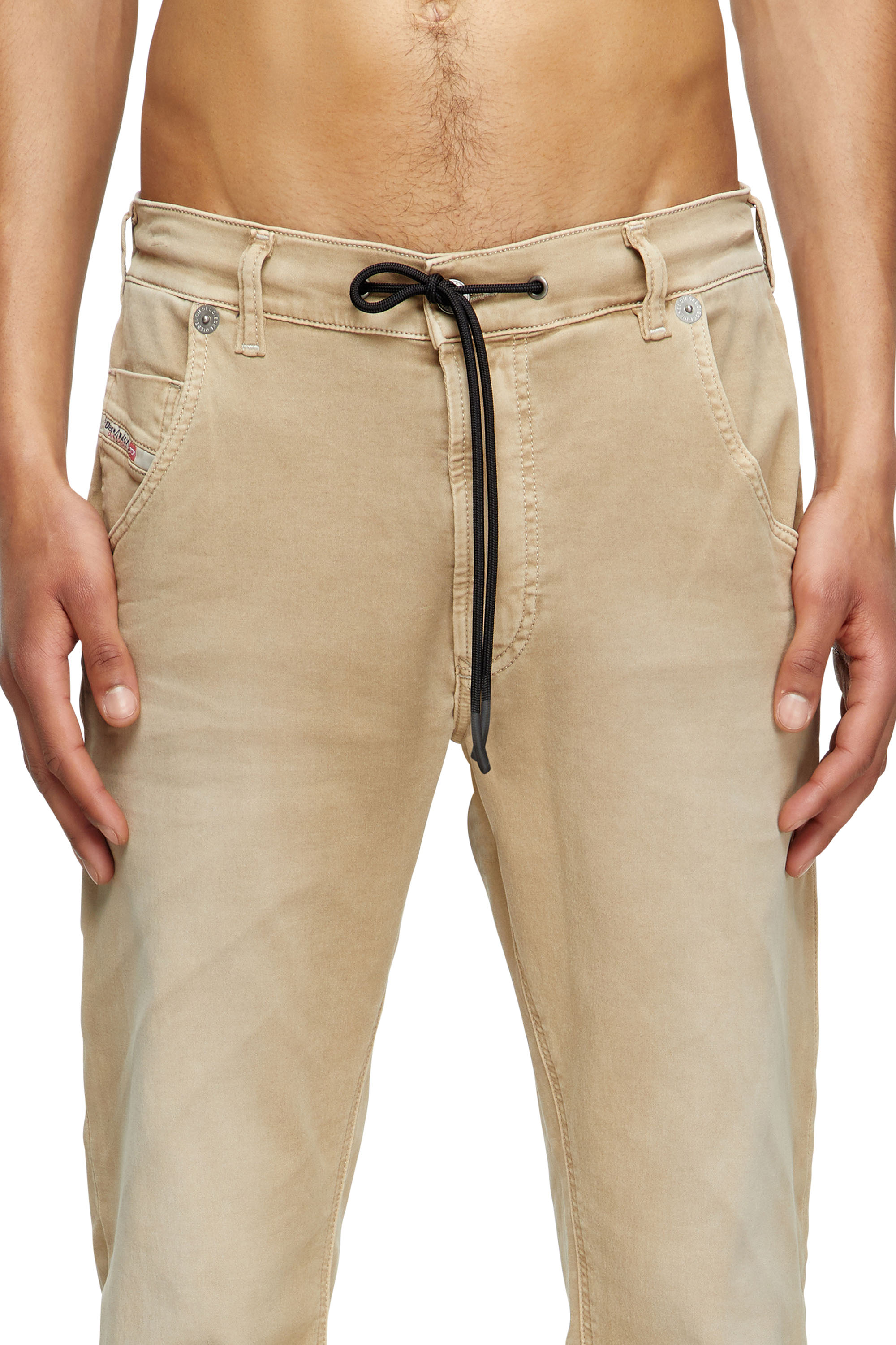 Diesel - Man's Regular 2030 D-Krooley Joggjeans® 0670M, Beige - 5